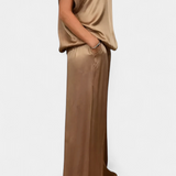 Tavaszi Blasa Két Darabos Szett Elegáns Stílusban