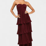 Júniusi Ruha Oldalsó Csipkével és Szív Dekorral