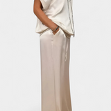 Tavaszi Blasa Két Darabos Szett Elegáns Stílusban