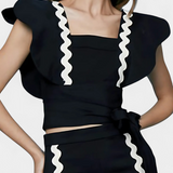 Fabiana Elegáns Top Ráncokkal és Kontrasztos Varrottal