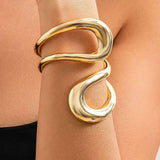 Aszimmetrikus Kivágott Karkötő