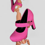 Yelimar | Klasszikus magassarkú cipők pánttal