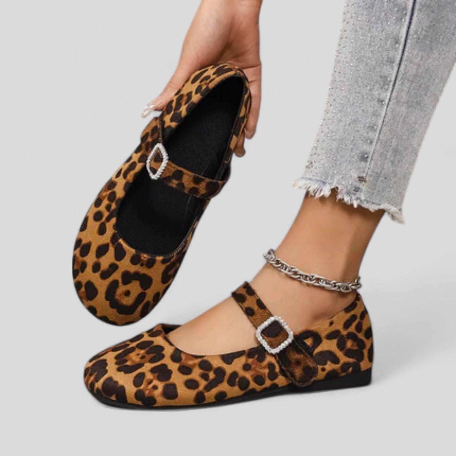 Emerina | Balerina csattal