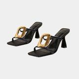 Fém Négyzetes Sarok