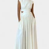 Minimalista Jocelyn Garais szett magas nyakkal és oldalsó nyitásokkal