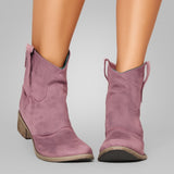 Carlota – Örök Csizmák