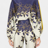 Sybella Két Darabból Álló Szett, Lezser Vállakkal és Széles Télen Térdnadrágokkal