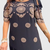 Kathy Elegáns Nyári Ruha Hálós Designnal és Laza Szabással