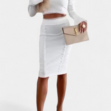 Elegáns Minerva Szett Csipkével és Magas Derékú Szoknyával