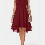 Anouk Gaisa Ruha Volánokkal és Szűk Siluettel