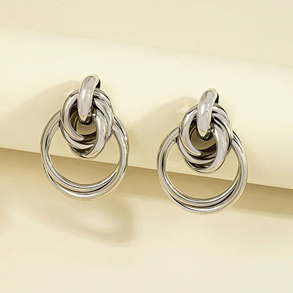 Összekapcsolt Arany Gyűrűk