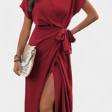 Begoña keresztdekoltású, öves és oldalsó nyitott ruha