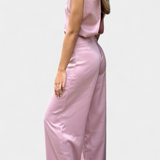 Francis Mono Folyékony Eséssel, Háttal Felfedve