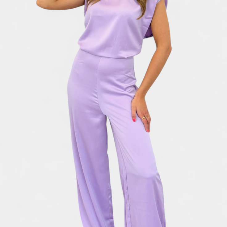 Francis Mono Folyékony Eséssel, Háttal Felfedve