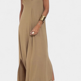 Maxi Ruha Felisa Ujj Nélkül Egyszínű és Elegáns Siluettával