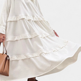 Jada ruha fodrokkal és laza-chic sziluettel