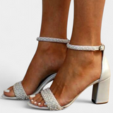 Esküvői Chelsea szandál filigrán pántokkal