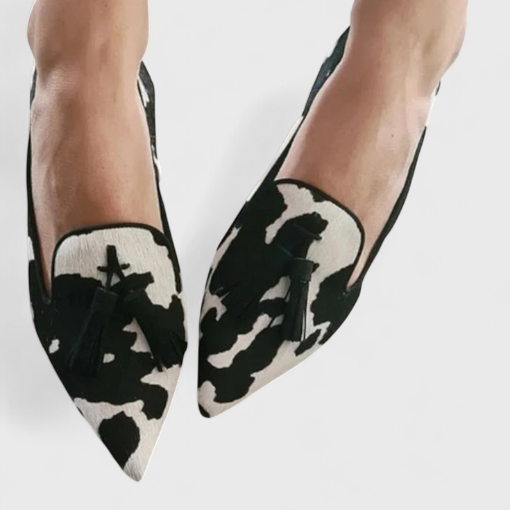 Fermina Elegáns Loafer Cipők Finom Orral és Két Színű Designnal