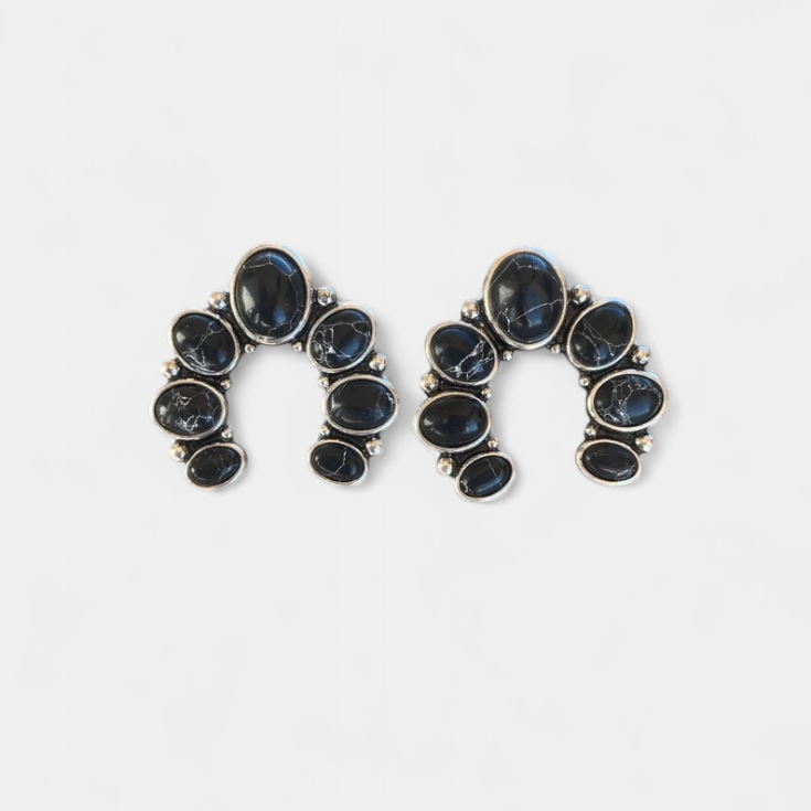 Természetes Kő Fülbevalók Ló Formájában