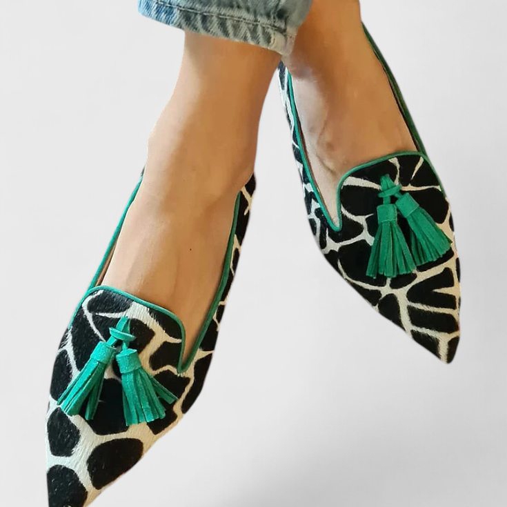 Fermina Loafer Elegáns, Hegyes Orral és Két Színű Dizájnnal