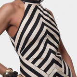 Crispina Maxi Halter Ruha Chevron Mintával és Felső Háttal