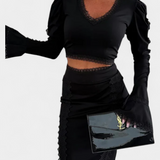 Elegáns Minerva Szett Csipkével és Magas Derékú Szoknyával