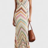 Agustina Csipkés Ruha V Nyakkivágással és Zikk-Zakk Mintával