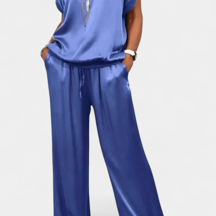 Tavaszi Blasa Két Darabos Szett Elegáns Stílusban