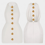 Yvonne Mini Ruha Halter Nyakkivágással és Nyitott Háttal Virágos Részletekkel