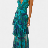 Domenica Ruha V-nyakkivágással és Légies Rétegekkel