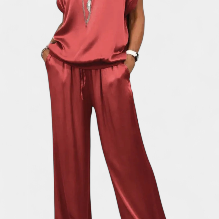 Tavaszi Blasa Két Darabos Szett Elegáns Stílusban