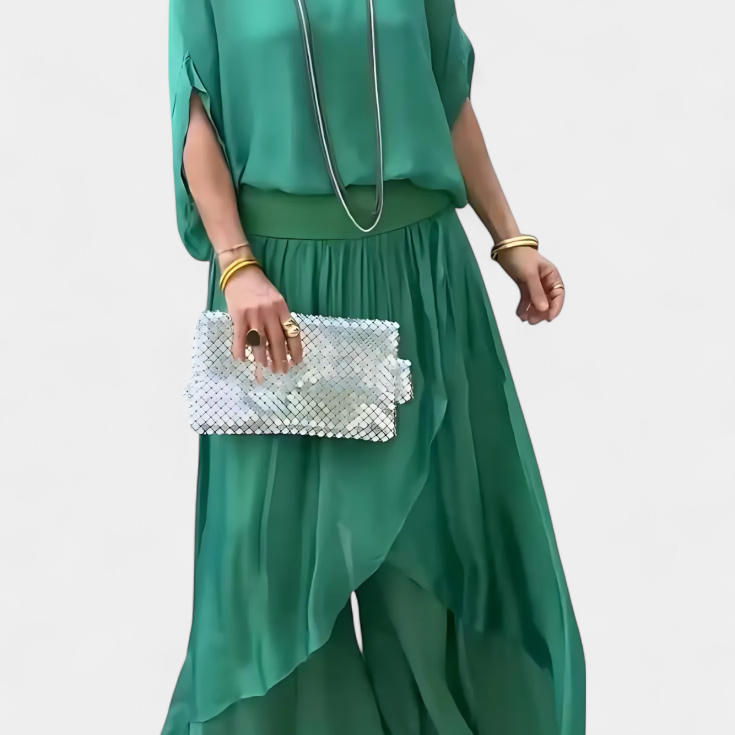 Két részes Maravilla folyékony szett, laza toppal és aszimmetrikus szoknyával