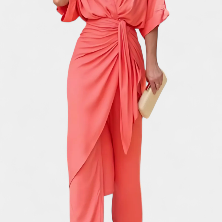 Mayleen szett keresztbe tett toppal és egyenes nadrággal